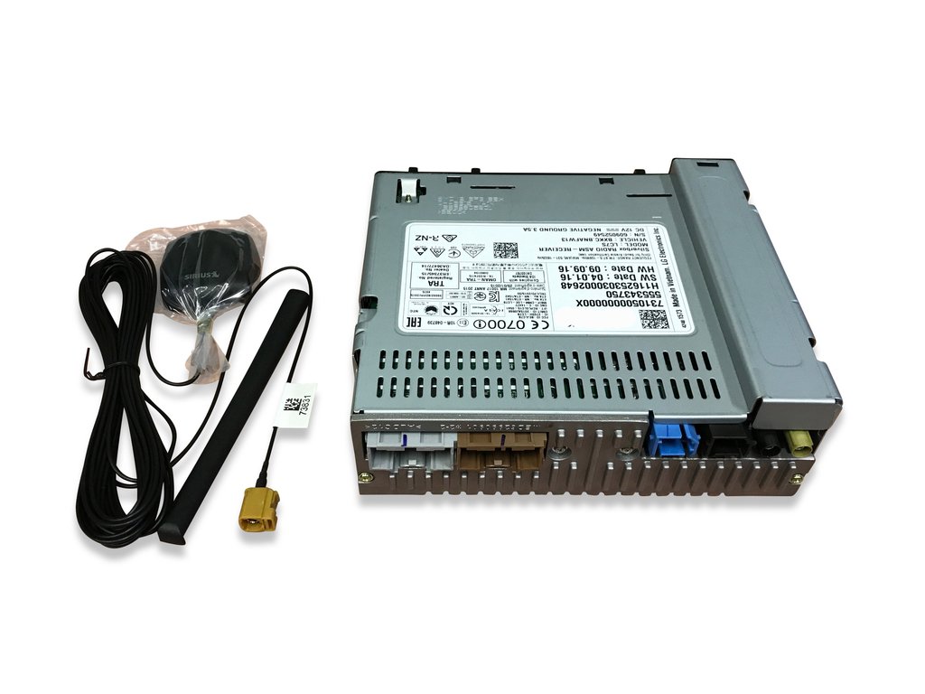 Factory GM SiriusXM Satellite Radio Kit - IOB