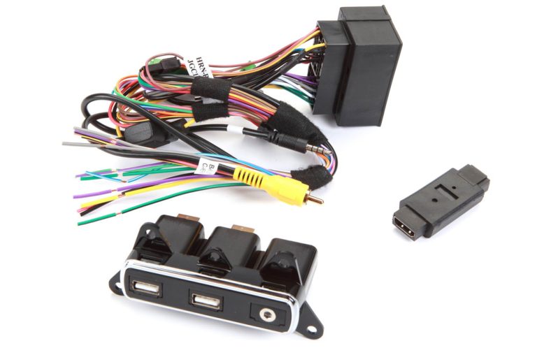 201420 Jeep Grand Cherokee Replacement Radio Kit ADC Mobile