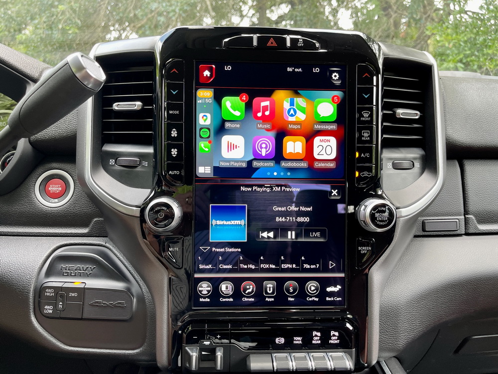 2019-2022 RAM Heavy Duty UAX Uconnect 4C NAV 12" w/CarPlay & Android Auto Upgrade