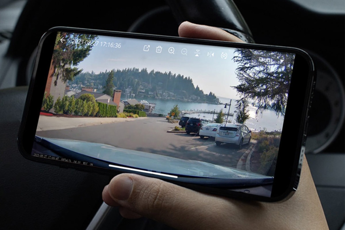 Momento M8 MAX Dash Camera System - Image 5