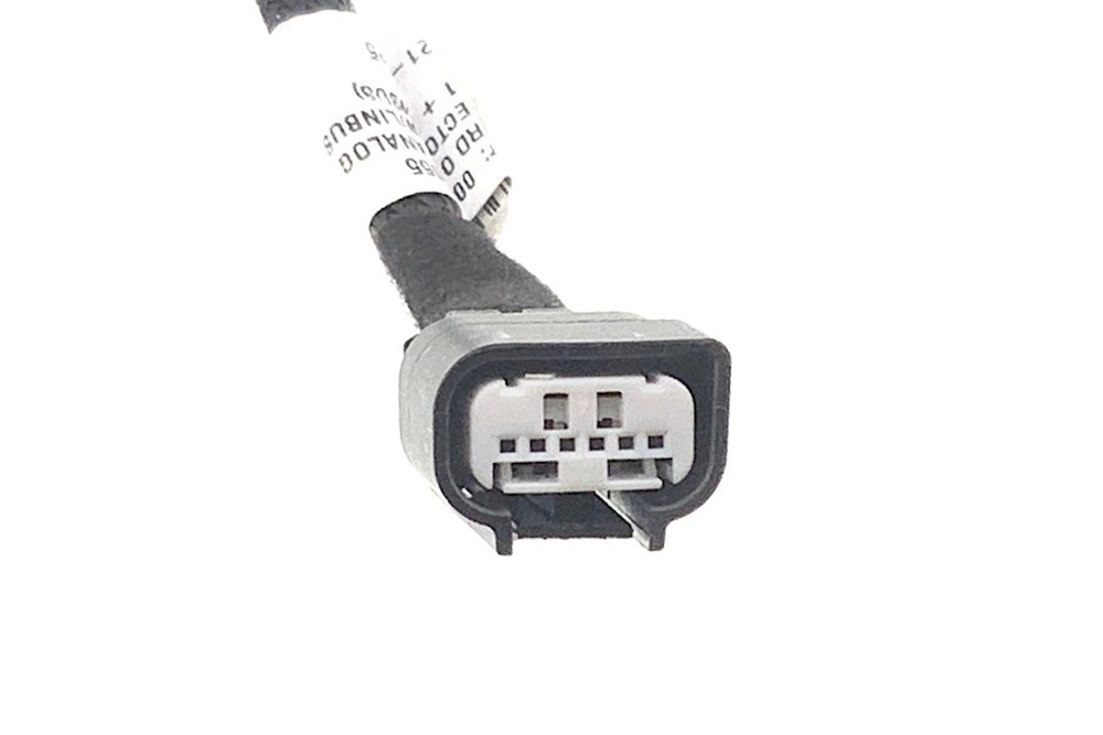 2017-2022 Ford F-250/F-350 OEM Analog Camera Adapter Cable - Not for Systems w/Zoom Function - Image 2