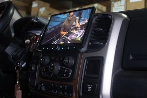 IQ2 11.5" Radio for 2013-18 RAM Auto A/C - Image 2